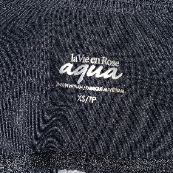 La Vie En Rose Cropped Mesh Detail Active Leggings - Picture 12 of 13